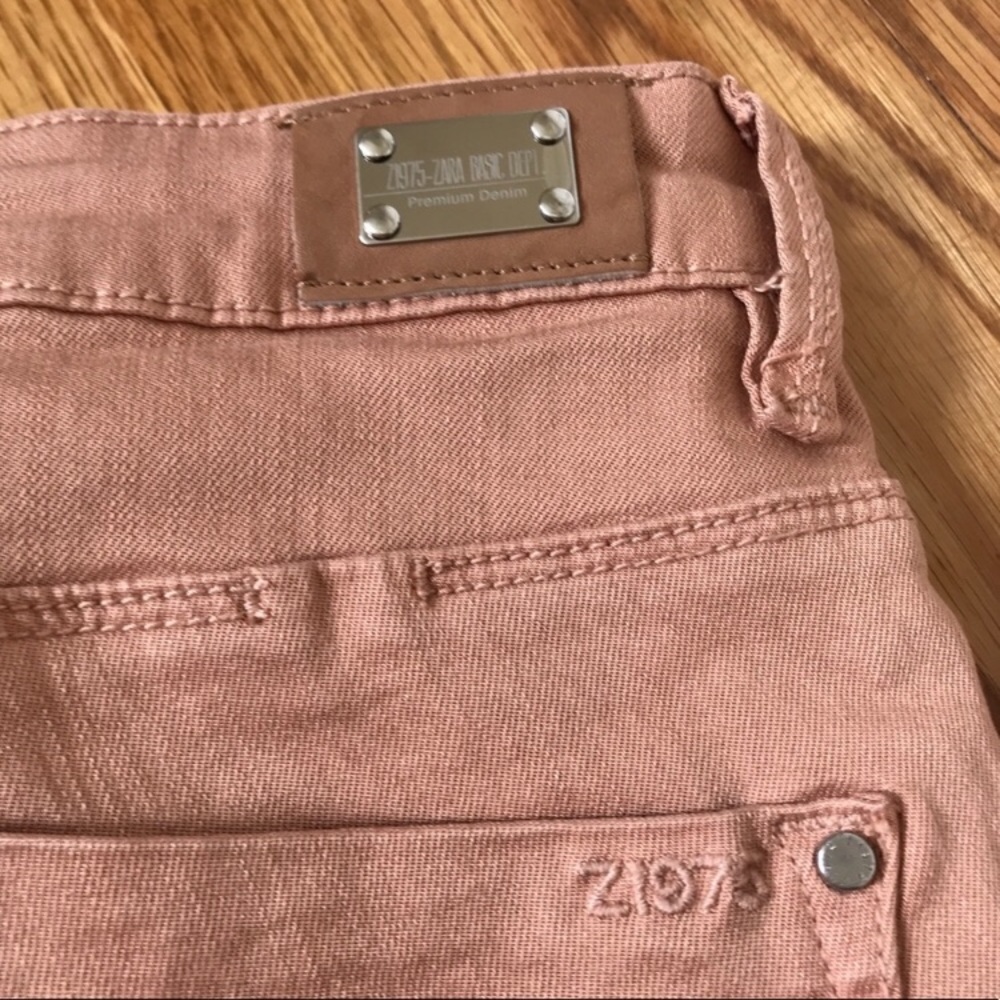 ZARA Skinny Jeans -Nude Color -Size 8